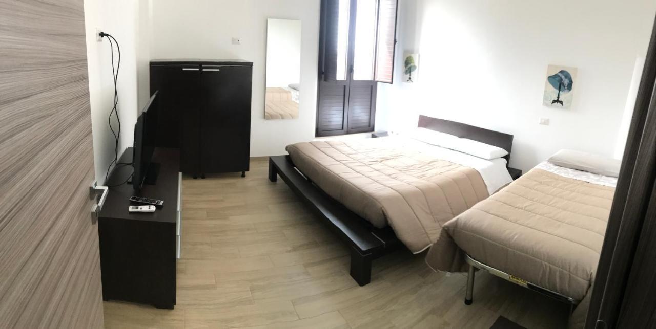Affittacamere Fuori Porta Grottaglie Bagian luar foto
