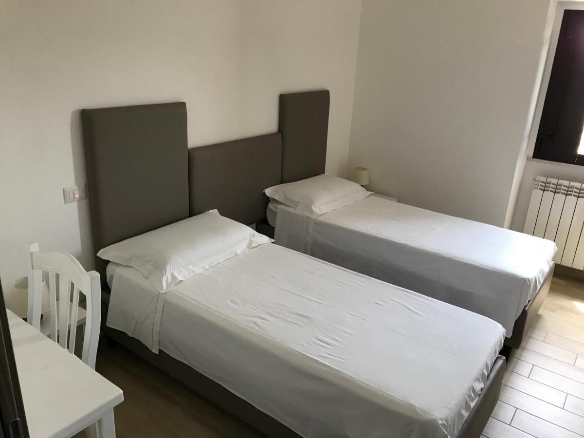Affittacamere Fuori Porta Grottaglie Bagian luar foto