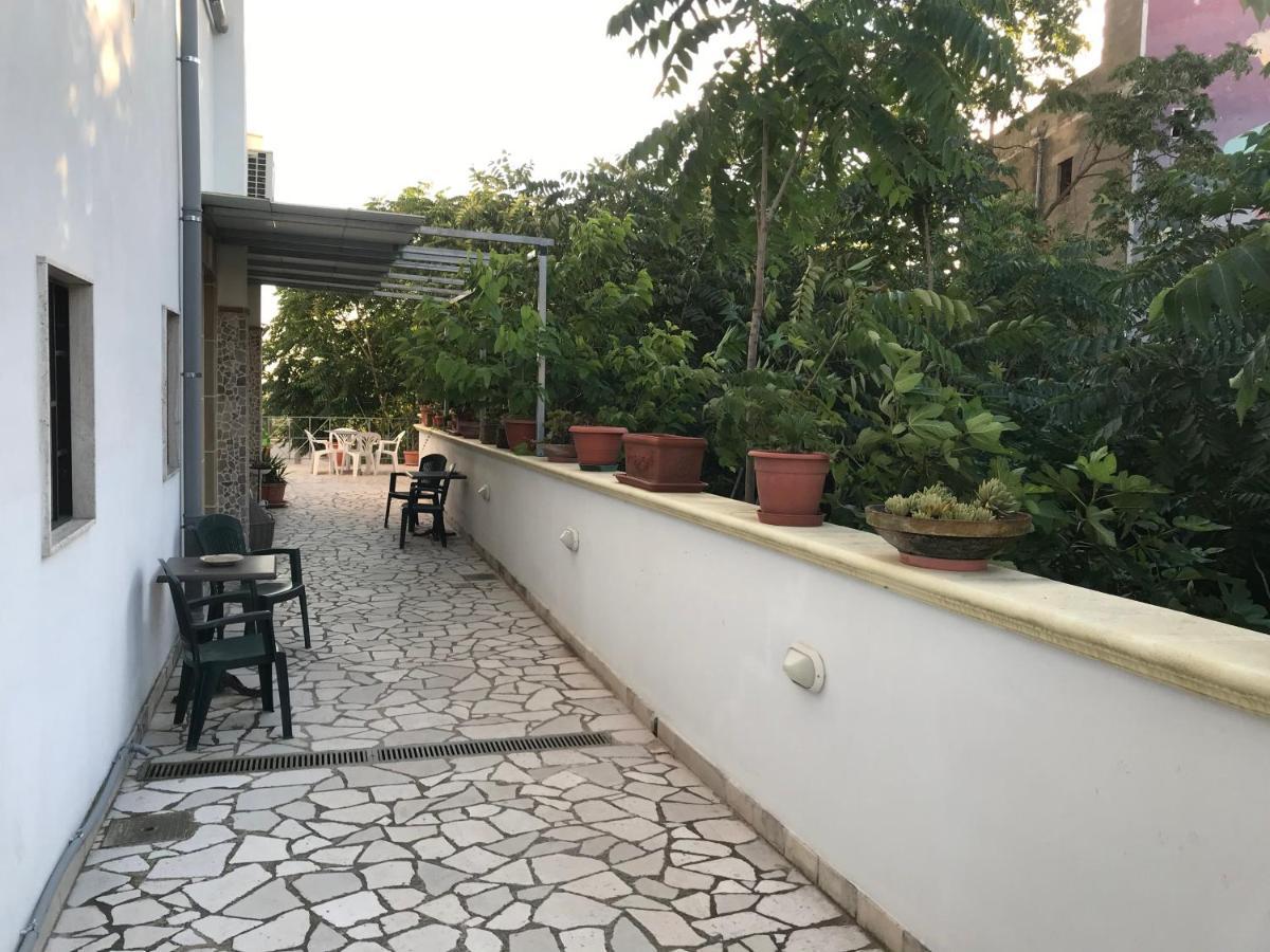 Affittacamere Fuori Porta Grottaglie Bagian luar foto